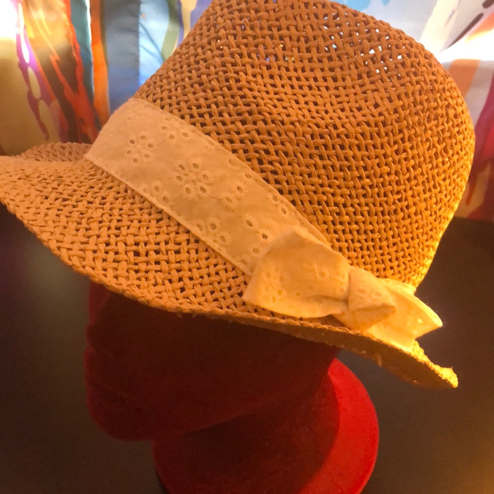 Girls Gap Basket Hat